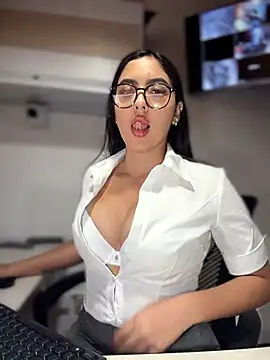 I_AM_SOPHIE_ XXX чат на живо