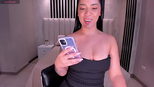 LucyCarter1 Chat XXX in diretta