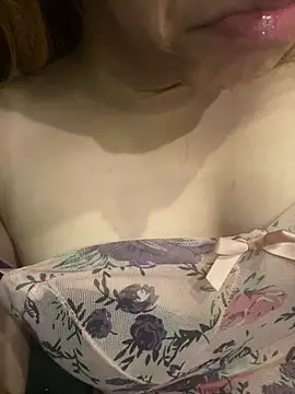 lololara20300 live XXX chat
