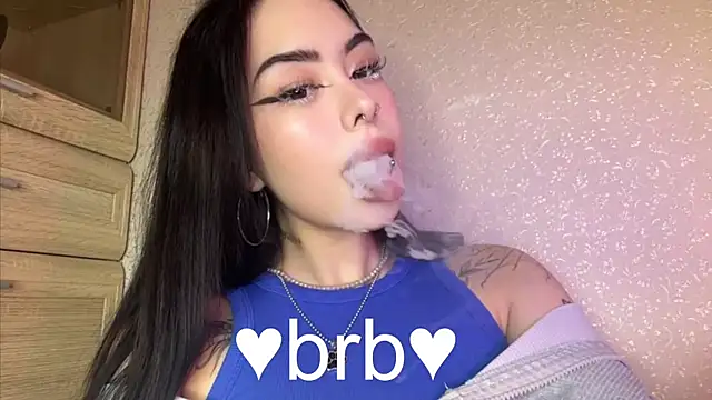 Chatroom XXX en direct de baby__kim