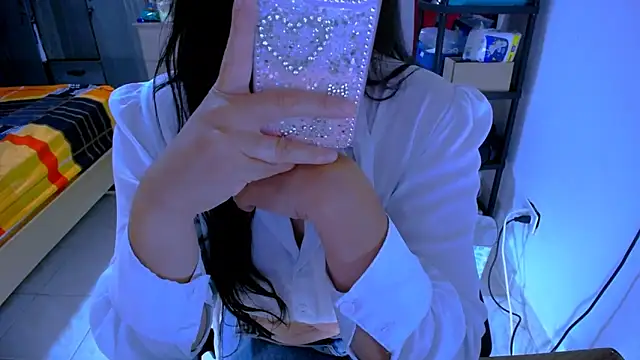 BitterMomXxx – webcam-show