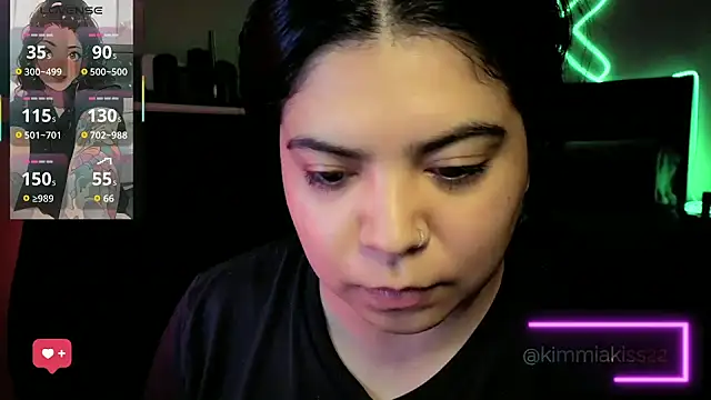 kimmiakiss22 Show in webcam
