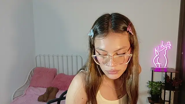 Emerald_Sparkles_ 现场XXX聊天