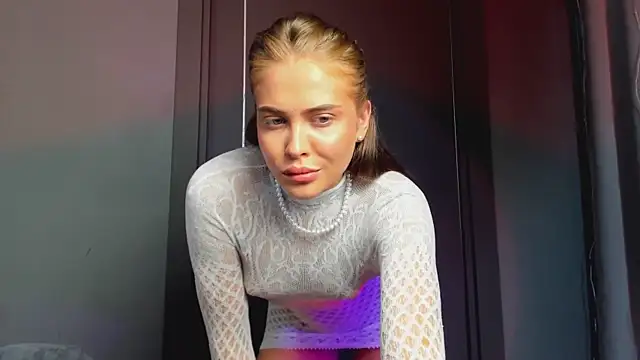 Chat XXX en directo de MilaLewi