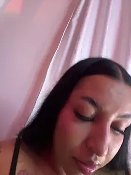 Tamara_Roberts1 Show in webcam