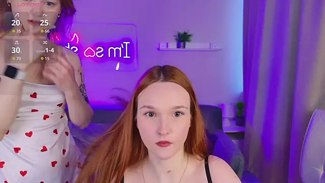 Lily_Mio Chat XXX in diretta