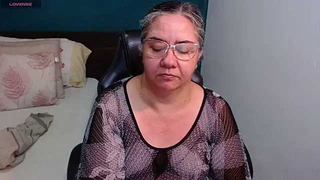 scaelettdubois: απευθείας συνομιλία ΧΧΧ