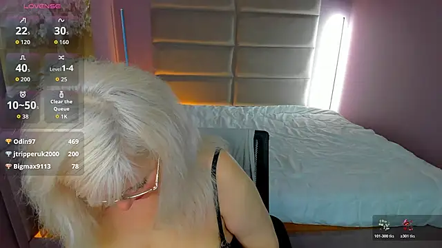 Hella_Fabel Adlı Modelin Canlı XXX Sohbeti
