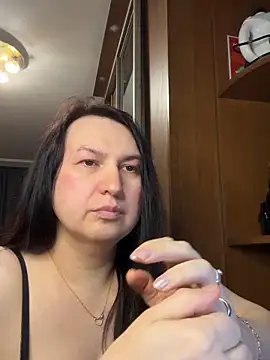 EvaBeautyXxX: онлайн-секс-чат