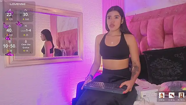 mia__gomex's Live XXX Chat