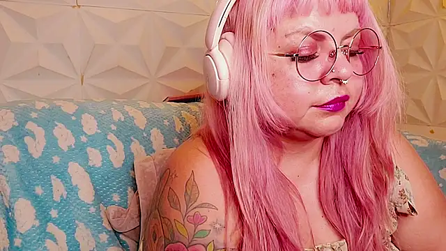 Czat XXX na żywo – Satyn_doll