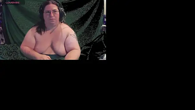 ShibariTurtleDuck's Webcam Show
