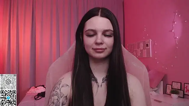 Chat +18 de Michela_Fruet ao vivo
