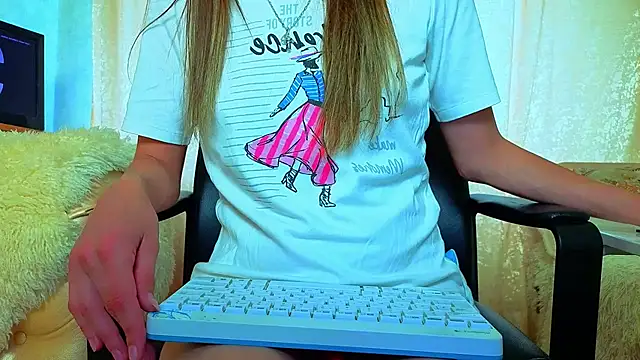 Bom_Mia_Bom Adlı Modelin Canlı XXX Sohbeti