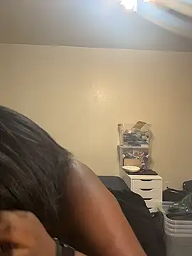 metalpetitepixieee's Live XXX Chat
