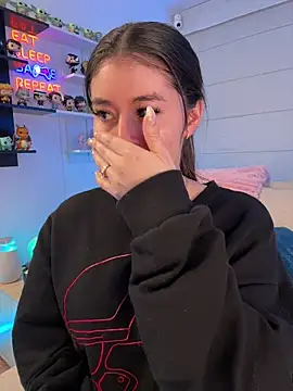 Sharon_07 – Naživo XXX chat