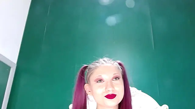 ArielBurn Chat XXX live