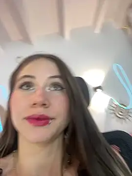 MiaWhiteBunnyn Live XXX chat