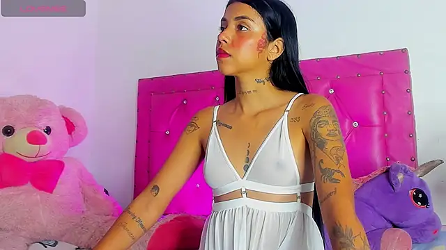 dahiiangomezz XXX чат на живо