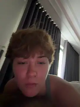 IceMur Show in webcam