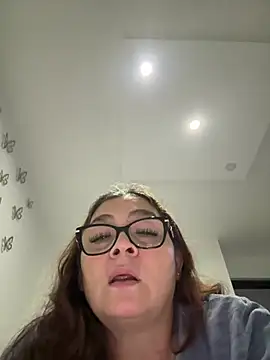 ANTONELLA_VIOLETA_ élő XXX-chatje