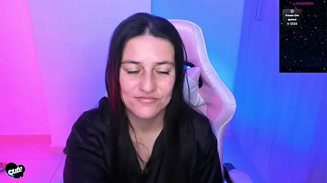 XXX chat uživo modela Saskyaa