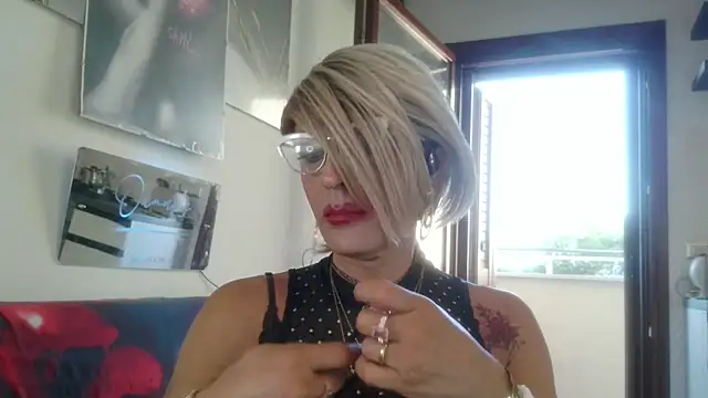 LadyOxana 라이브 XXX 채팅