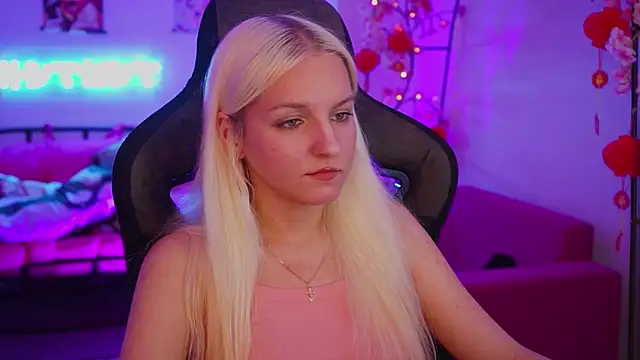 ViolaMore Chat XXX live