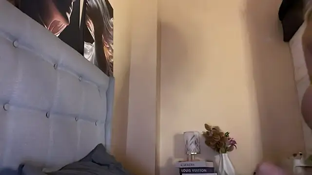 surprisecockmia Webcamshow