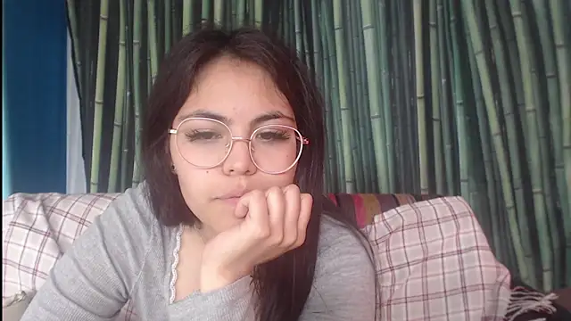 Anda_here Chat XXX live