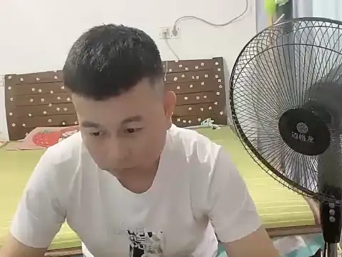 zzj_4718 在線直播表演