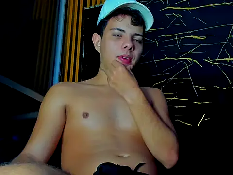 Chat +18 de Alessandro_1610 ao vivo