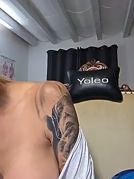 Sembang XXX Secara Langsung kylie_blck