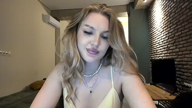 fifteenpoem Live XXX-Chat