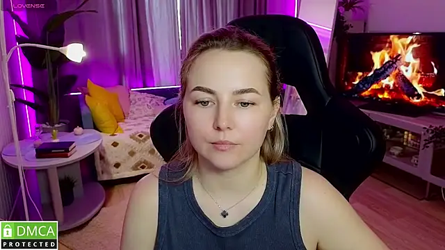 Chat XXX en directo de Mira_Mermayd