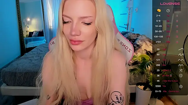 AnyaTaylor_'s Live XXX Chat