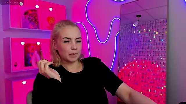 StephanieSweety Adlı Modelin Canlı XXX Sohbeti