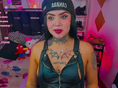 LauriInk1 Live XXX-chat