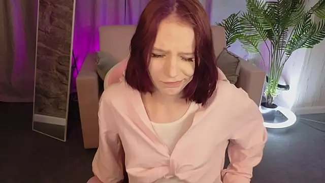 AliceJohansone élő XXX-chatje