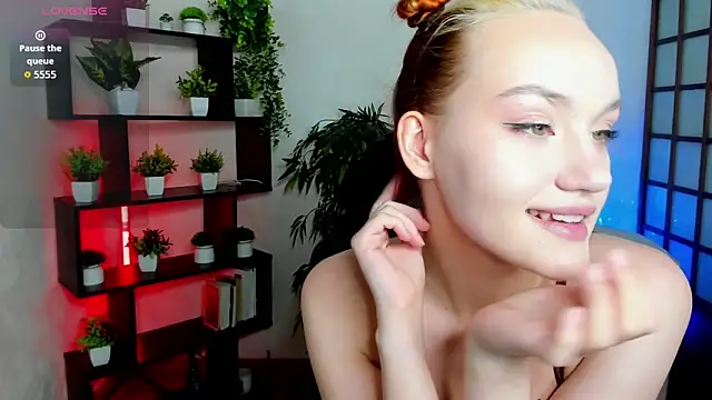 Ida_FaneStain Adlı Modelin Canlı XXX Sohbeti