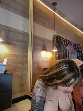 Cori_Paige 现场XXX聊天