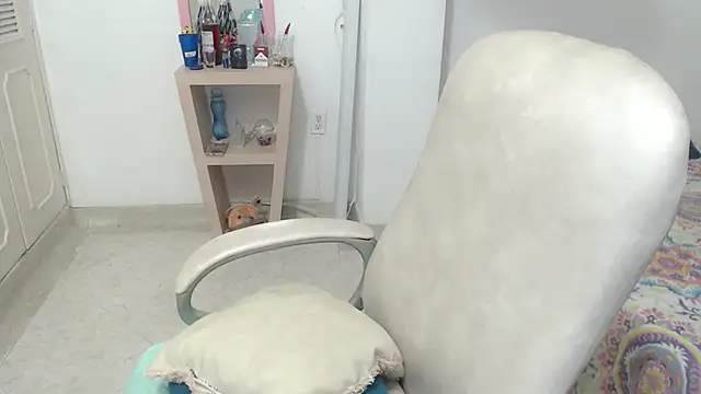 leonela_69: απευθείας συνομιλία ΧΧΧ