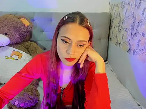 دردشة GiannaGoddes الجنسية المباشرة