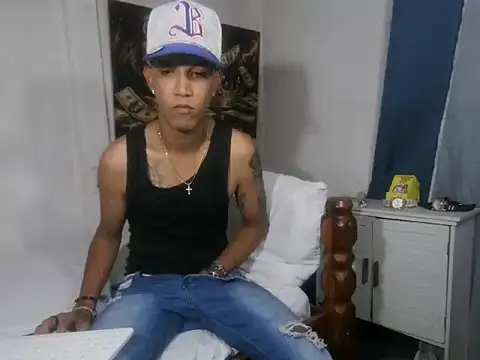 badboy_master's Webcam Show