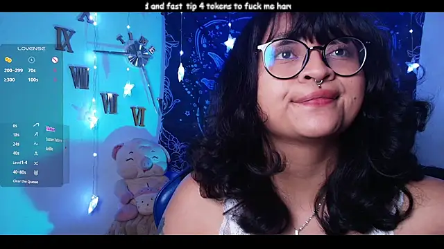 XXX chat uživo modela sofitabares_