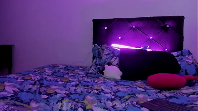 Celestten Live XXX chat