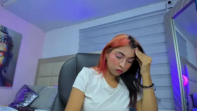 marilyn_luna Show in webcam