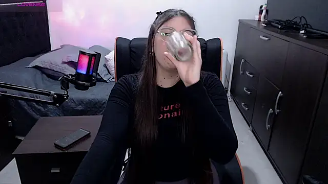 xxbbtaa Show Webcam