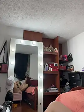 Chat +18 de MariamGray1 ao vivo