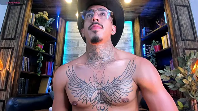 Donovan_Desmond 现场XXX聊天